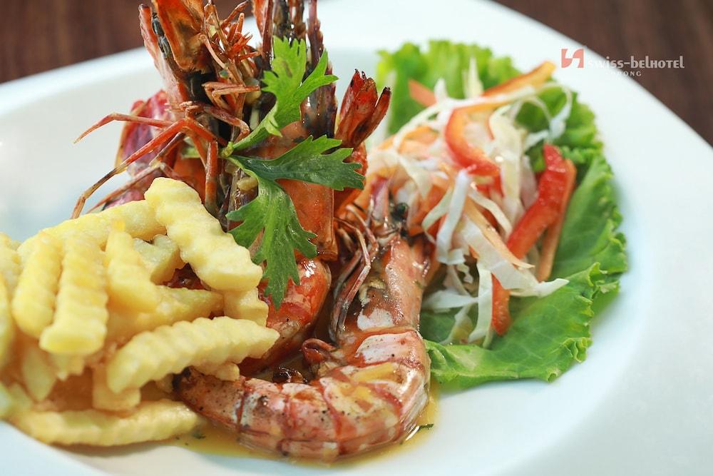 Swiss-Belhotel Sorong Εξωτερικό φωτογραφία